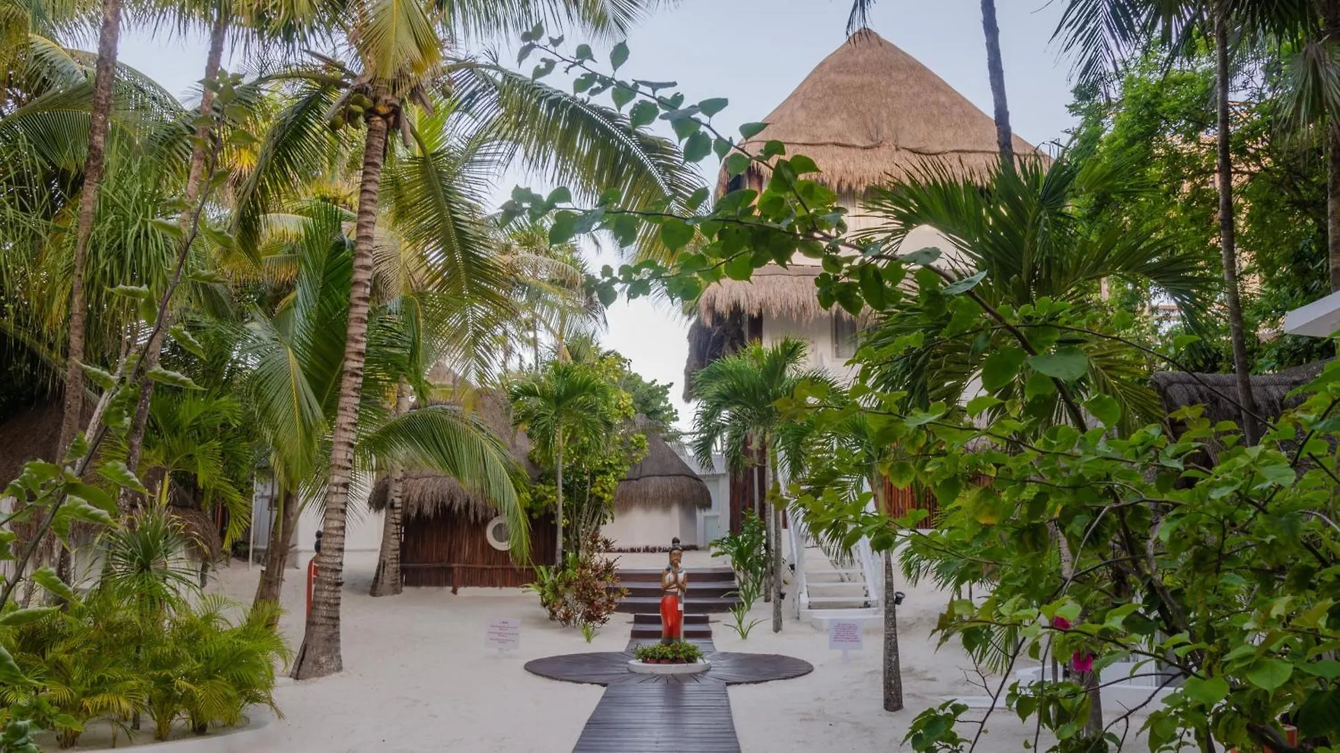 12Br Beachfront Private Villa With Infinity Pool By Solmar Rentals Tulum